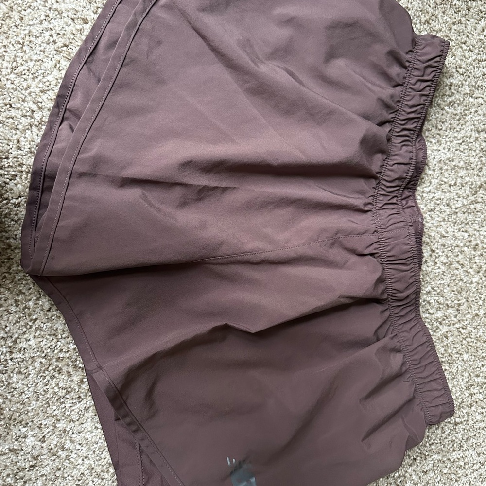 NB Running Shorts in Mauve Brown